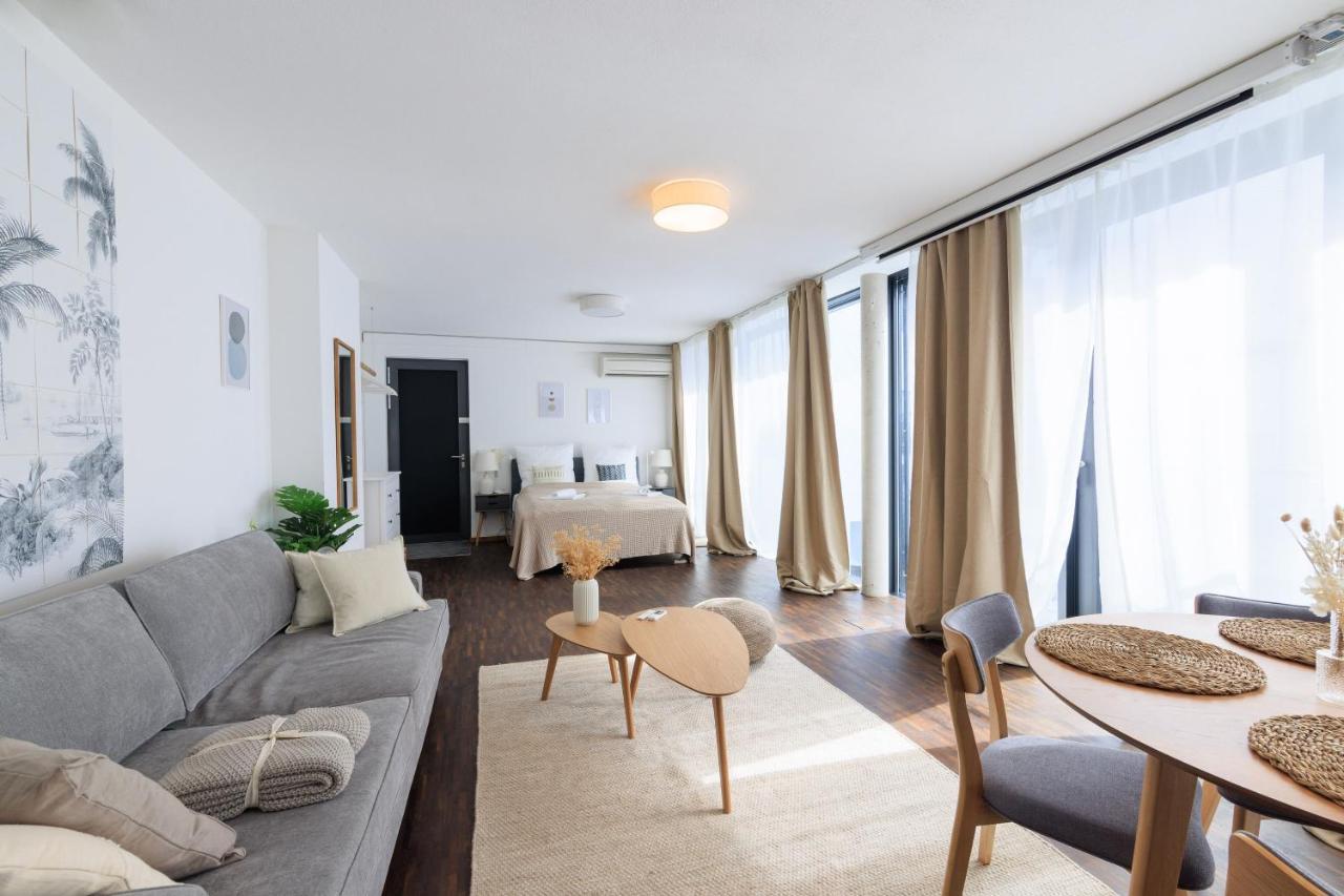 Global Living - Design Apartment I Rathausplatz I Beamer I Ac I Kitchen I Аугсбург Экстерьер фото